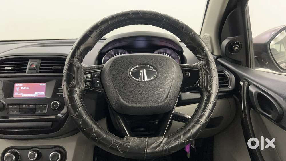 Tata Tiago Xza, 2019, Petrol