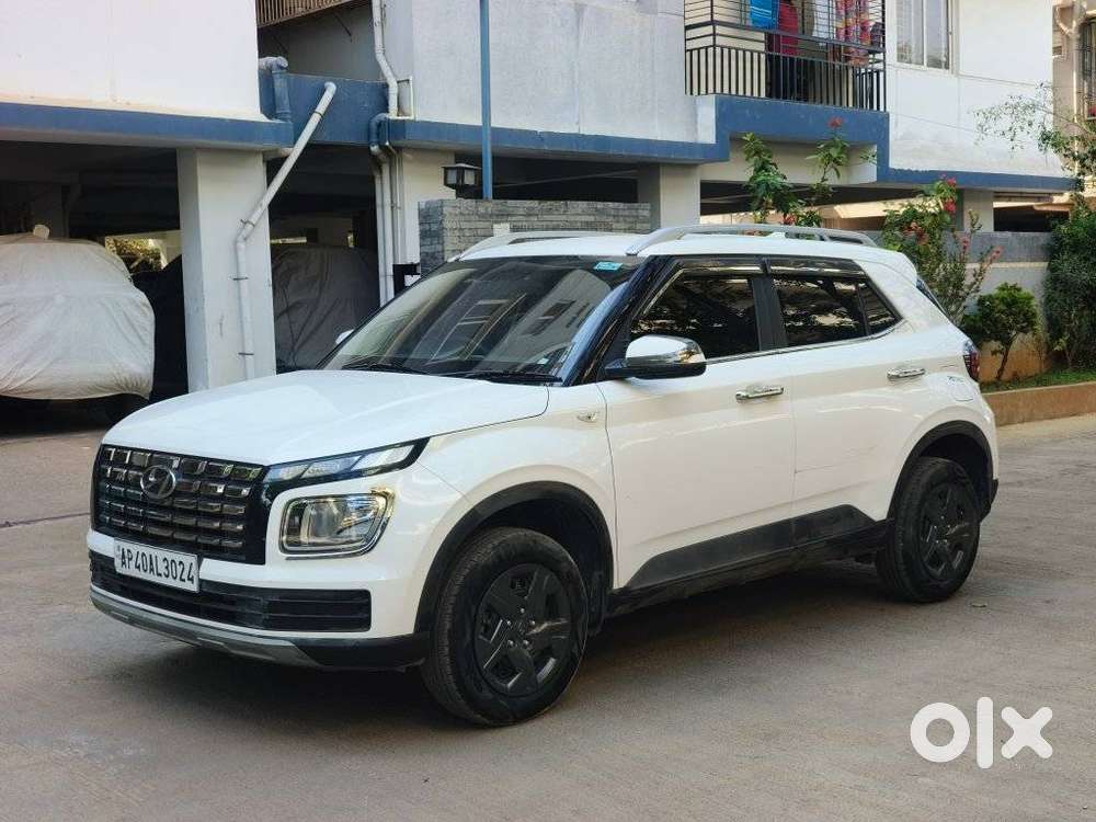 Hyundai Venue S 1.2 Petrol, 2023, Petrol