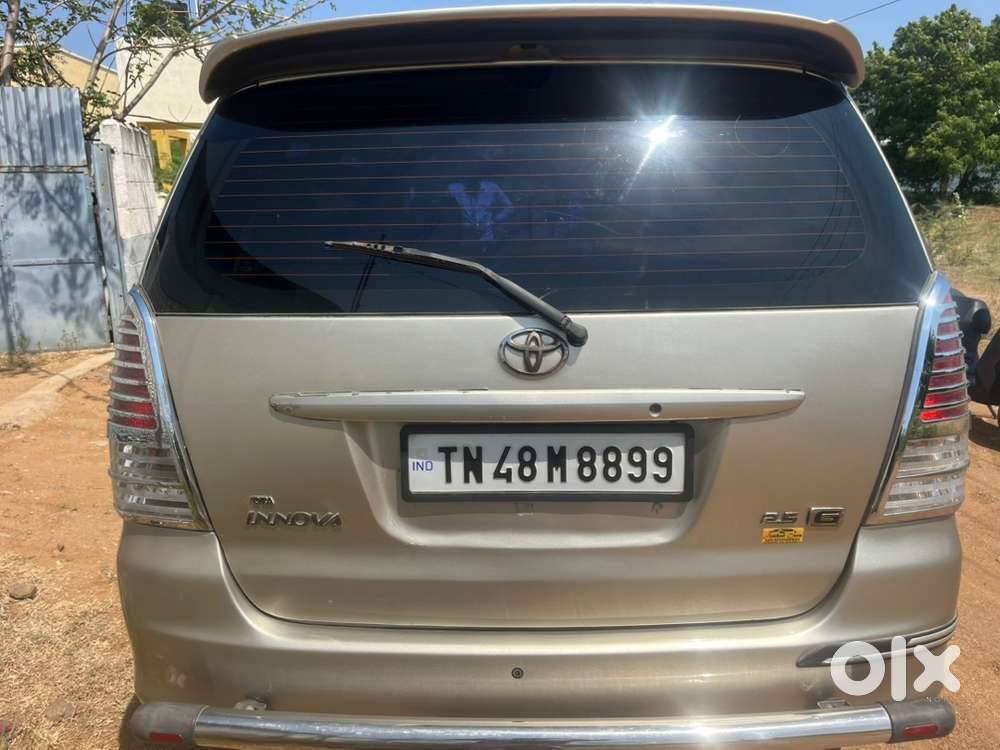 Toyota Innova 2009 Diesel Well Maintained Insuranse Current New Seat