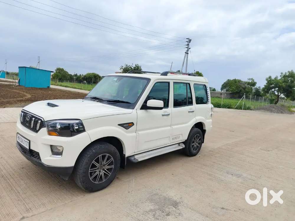 Mahindra Scorpio S2  Diesel 2015