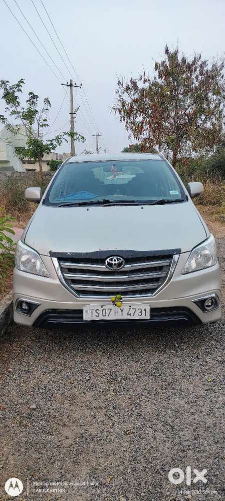 2012model 2.5g 8seater