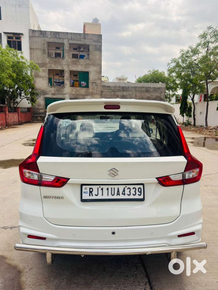 Maruti Suzuki Ertiga 2022-2023 Vxi Cng, 2022, Cng & Hybrids
