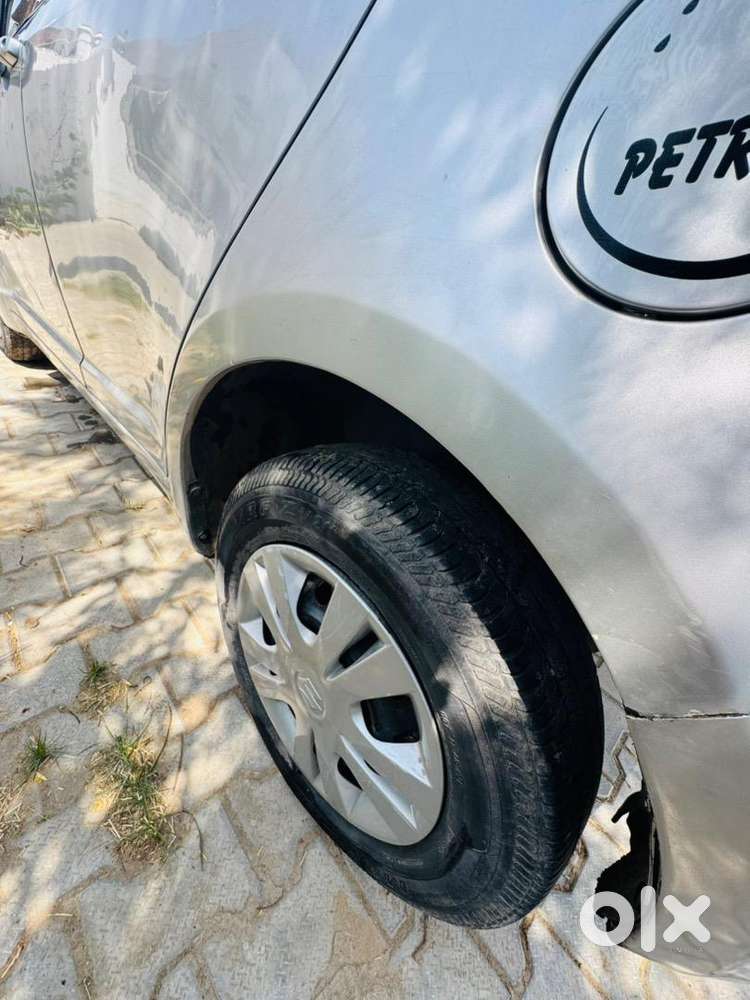 Maruti Suzuki Swift 2010 Petrol Well Maintained