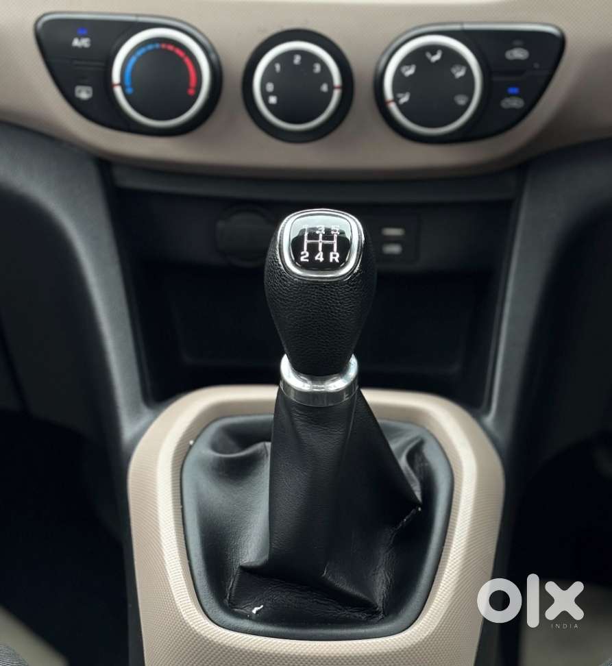 Hyundai Grand I10 Sportz Edition, 2016, Petrol