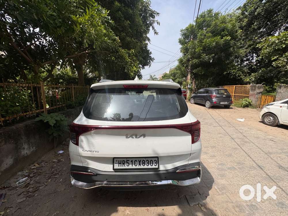 Kia Carens Cng  Company-fitted Cng  2026 Model