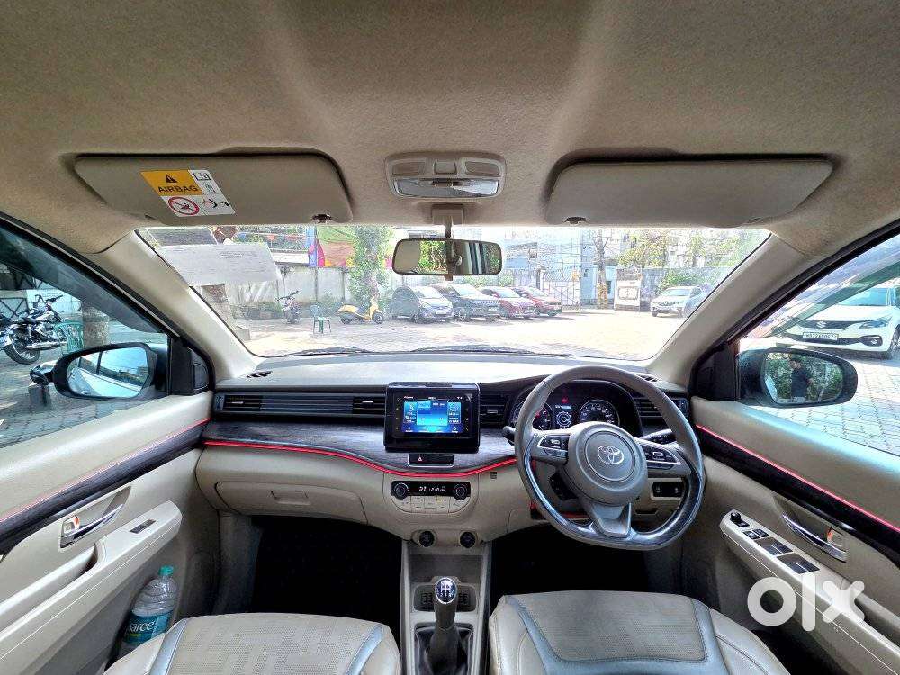 Toyota Rumion V Mt, 2024, Petrol