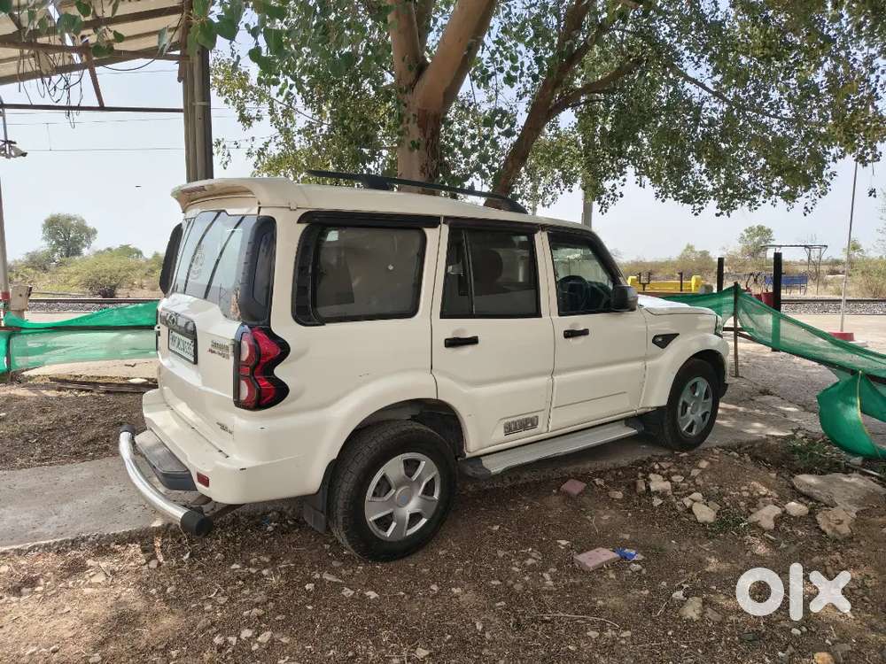 Mahindra Scorpio 2018 Diesel 122000 Km Driven