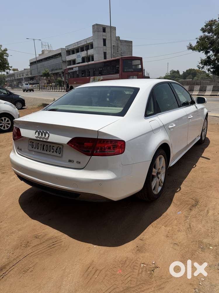 Audi A4 2.0 Tdi Premium With Sunroof, 2012, Diesel