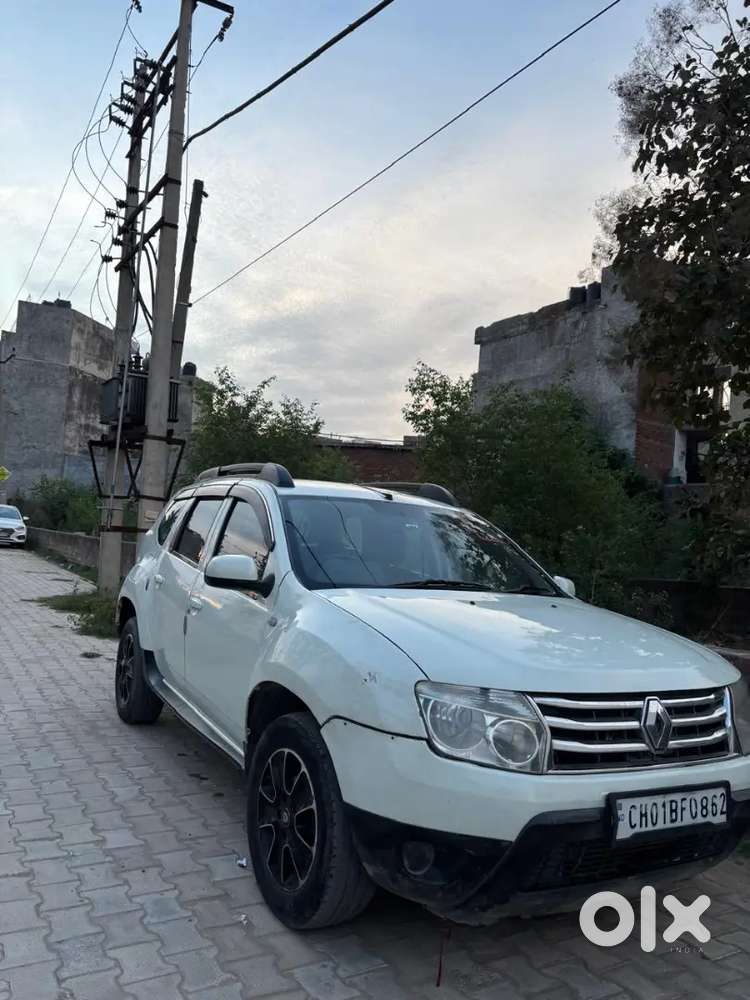 Genuine Car Renault Duster