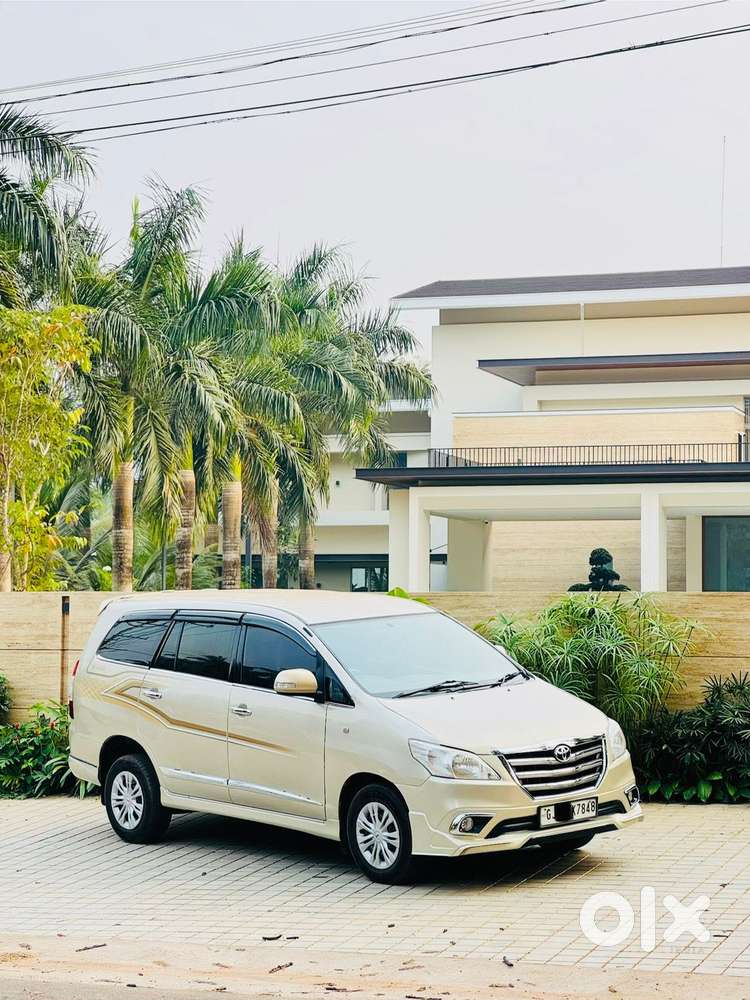 Toyota Innova 2.5 G (diesel) 8 Seater, 2013, Diesel
