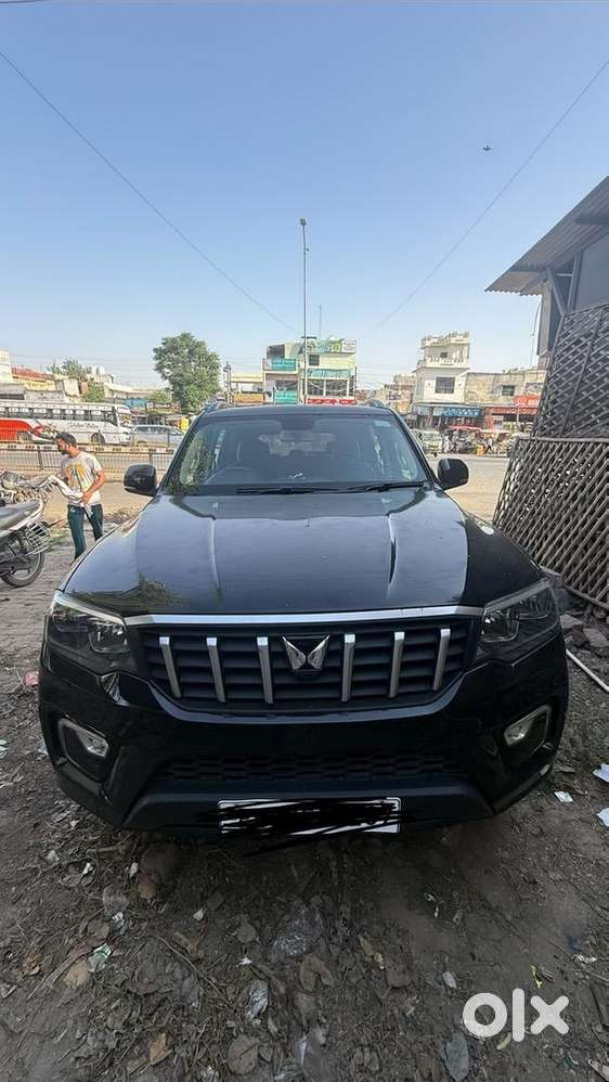Mahindra Diesel Car 2023