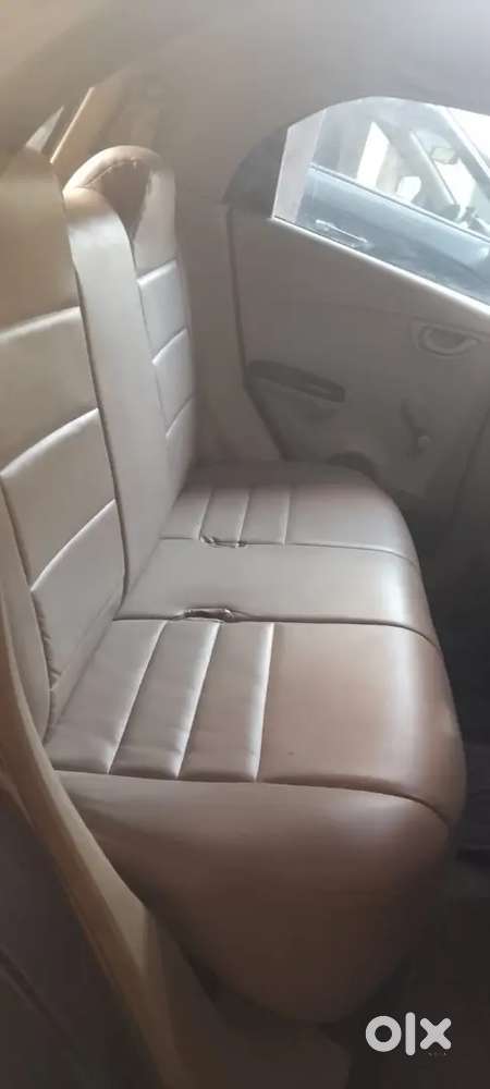 Honda Brio Petrol Mt 2012