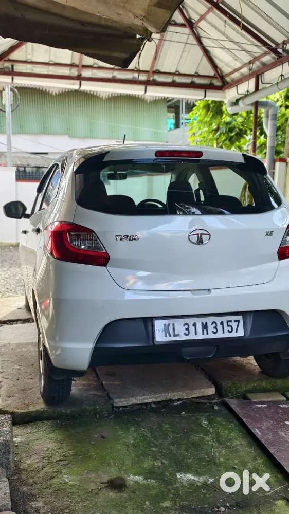 Tata Tiago Revotron 2018
