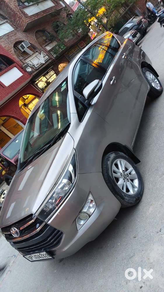 Toyota Innova Crysta 2.8 Gx At, 2016, Diesel