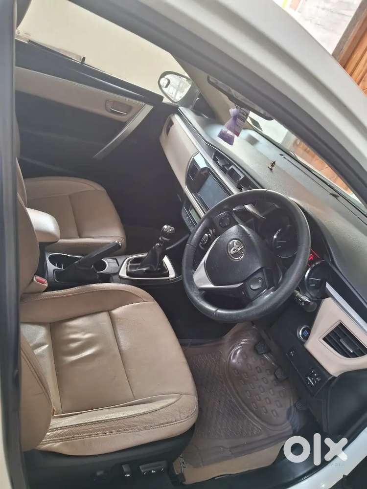 Toyota Corolla Altis 2015 Glpetrol