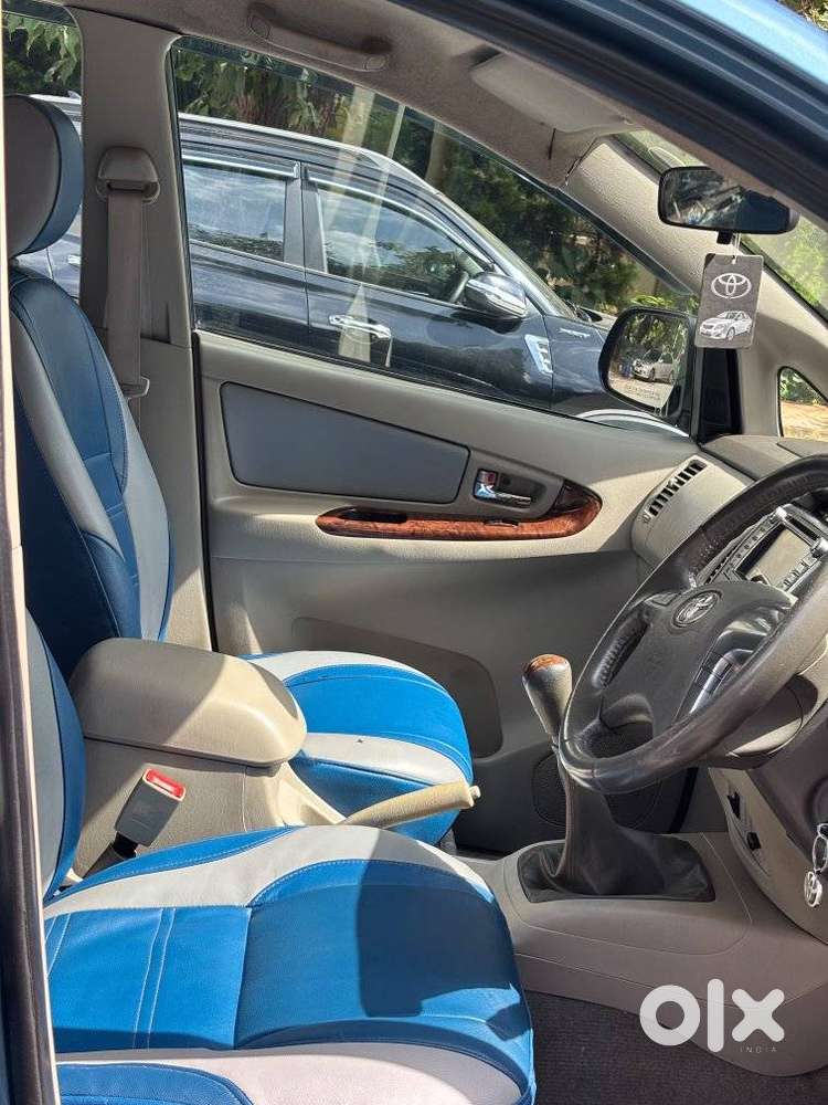 Toyota Innova 2.5 V 7 Str, 2014, Diesel