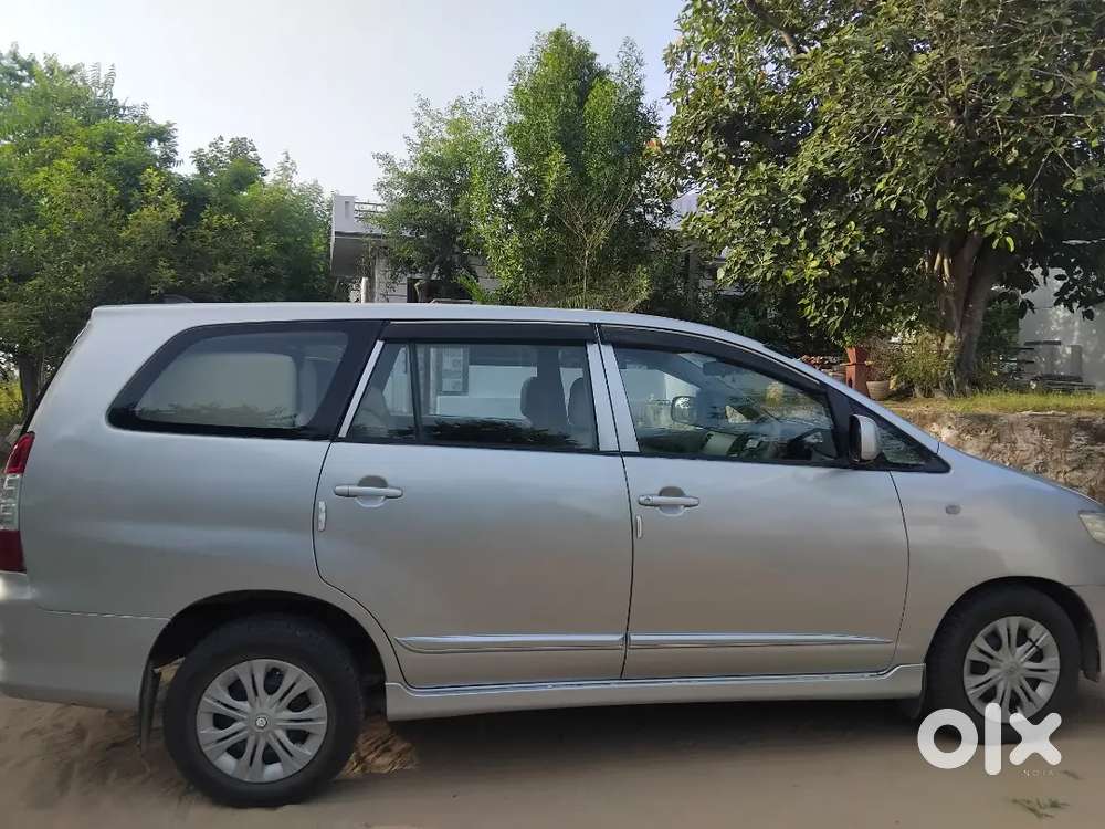 Toyota Innova Diesel 2014