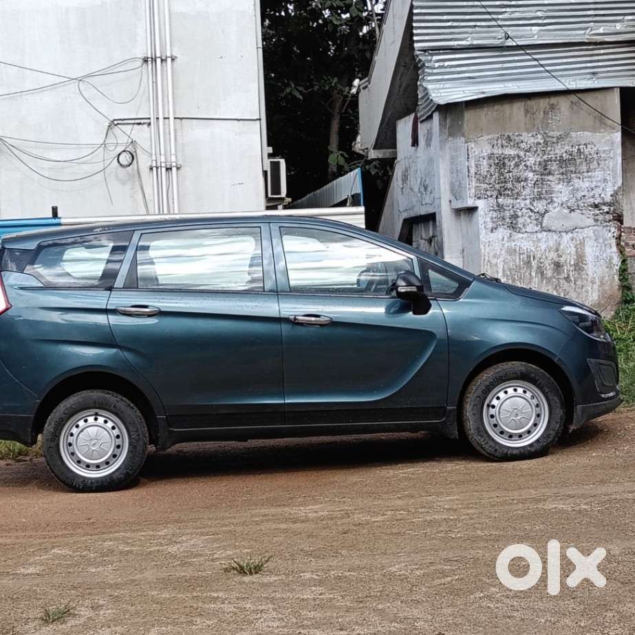 Mahindra Marazzo M2, 2018, Diesel