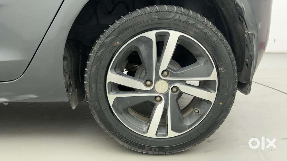 Tata Altroz Xz, 2021, Petrol