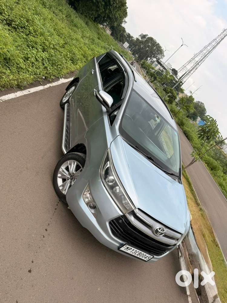 Toyota Innova Crysta 2016 Diesel Well Maintained