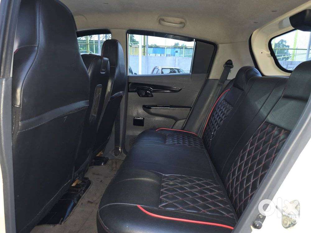 Mahindra Kuv 100, 2018, Diesel