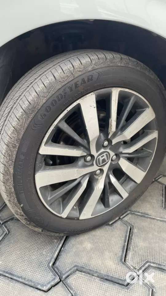 Honda City Zx Petrol Mt, 2022, Petrol