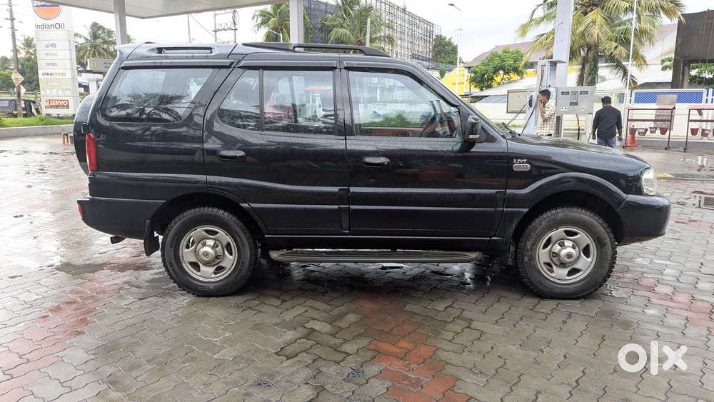 Tata Safari Dicor Lx 4x2 Bs Iv, 2011, Diesel