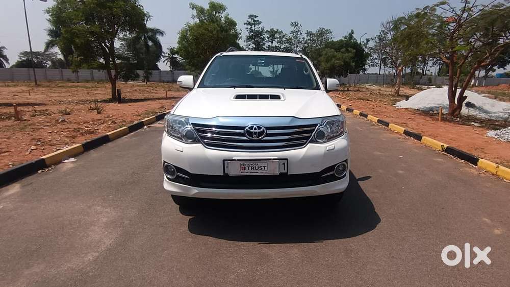 Toyota Fortuner, 2015, Diesel