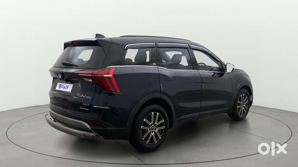 Mahindra Xuv700 2.0 Ax 7 Petrol At Str, 2022, Petrol