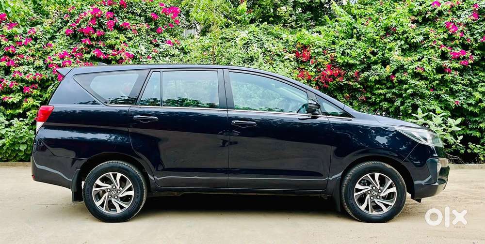 Toyota Innova Crysta 2.8 Gx At 7 Str, 2022, Diesel