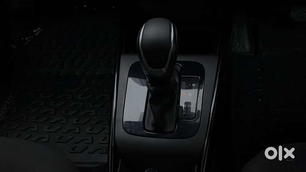 Toyota Glanza 1.2 V Amt, 2025, Petrol