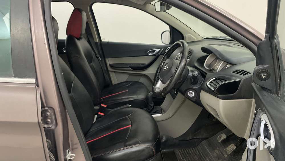 Tata Tiago Xz, 2016, Petrol