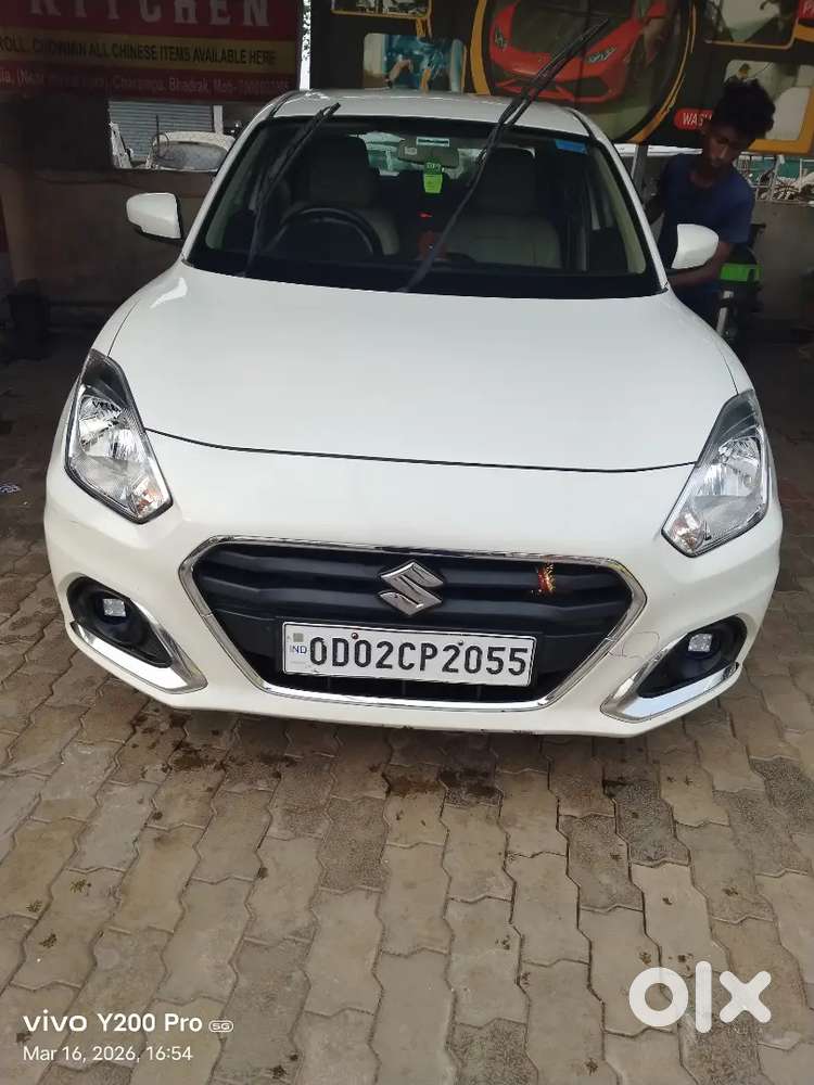 White Colour Dgr With Good Condition