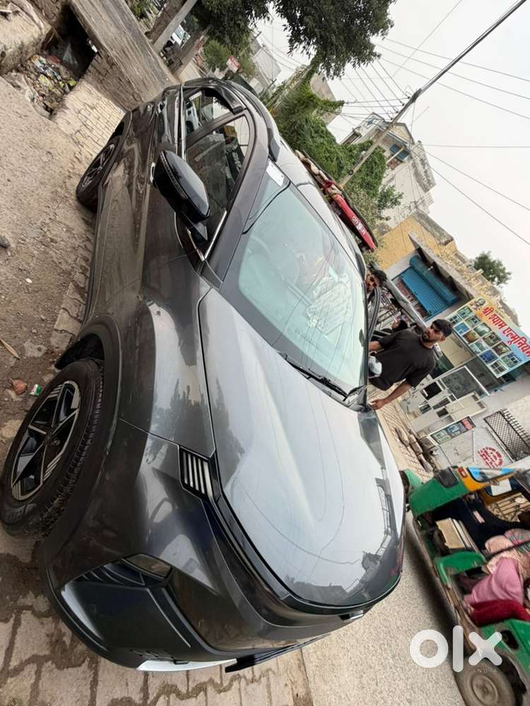 Tata Nexon Hybrid 2025 Petrol Manual Year