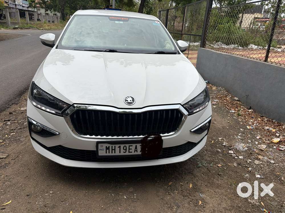 Skoda Slavia Ambition Petrol 2023