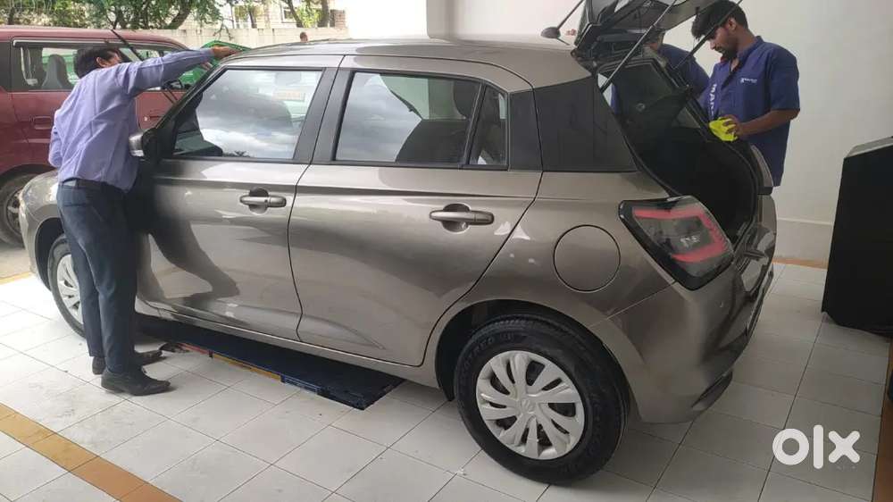 Maruti Suzuki Swift 1.2 Vxi 2025
