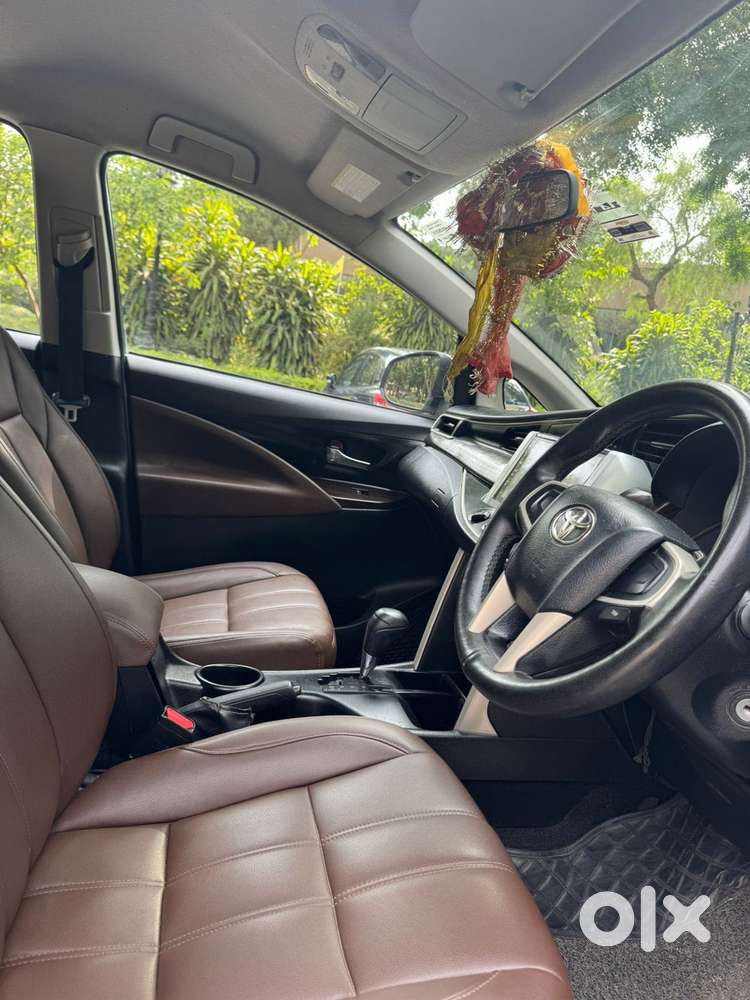 Toyota Innova Crysta 2.8 Gx At 7 Str, 2017, Diesel