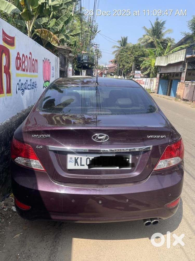 Hyundai Fluidic Verna 2011