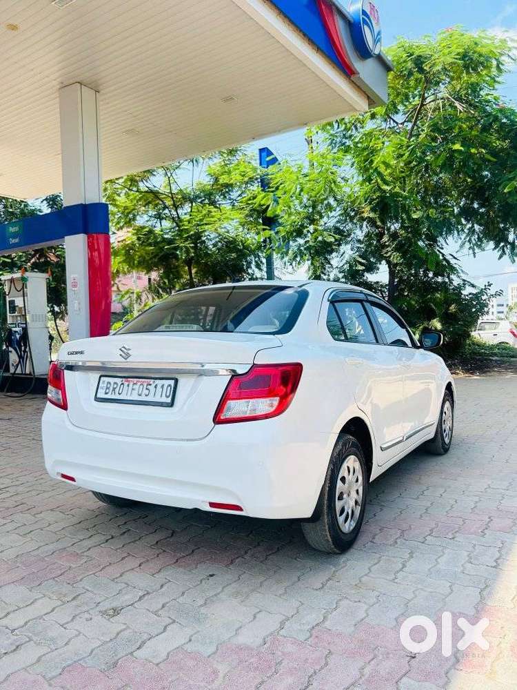 Maruti Suzuki Dzire 1.2 Vxi, 2022, Petrol