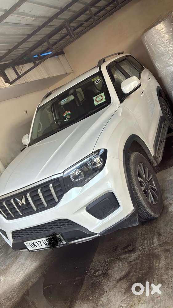 Mahindra Scorpio N Z6 2023 Y 30000km Service Record Single Hand Mint