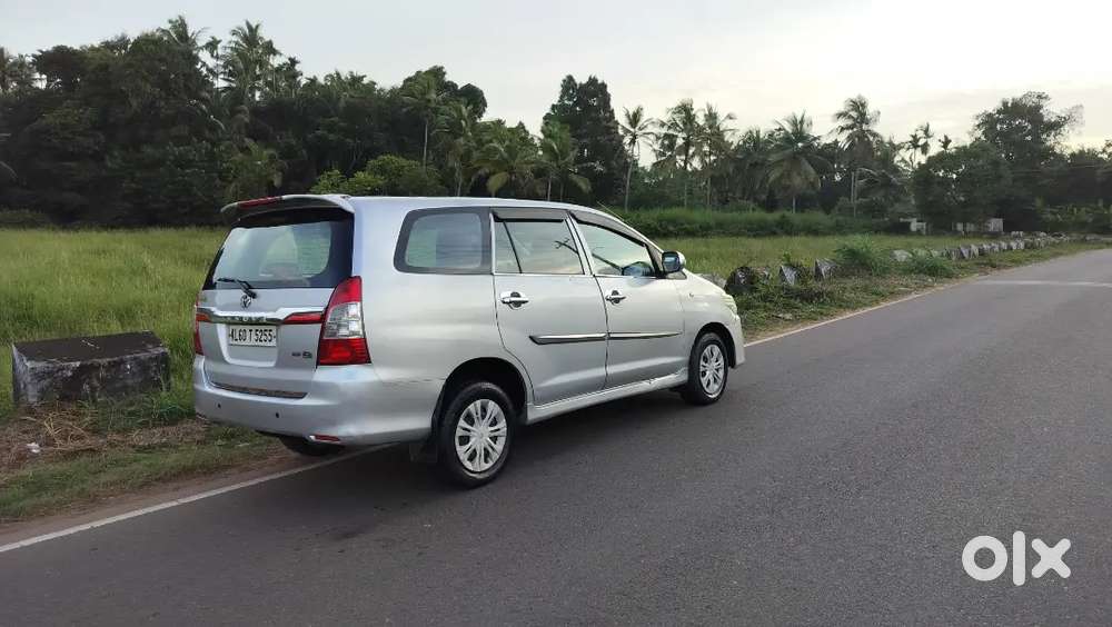 Toyota Innova Diesel 2013 Year