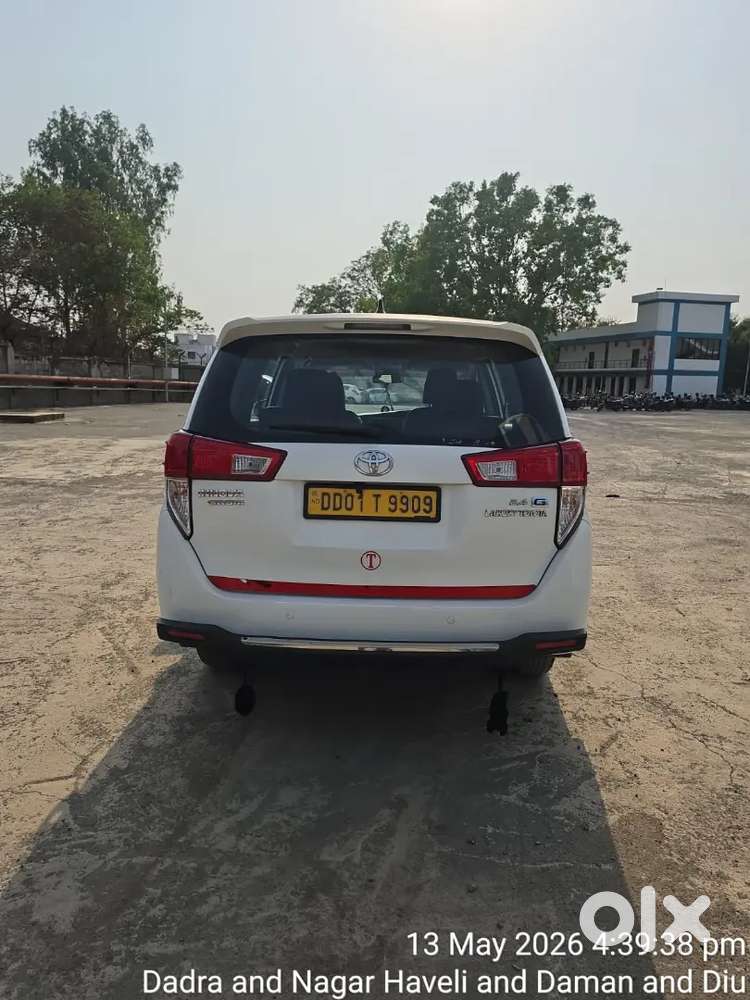 Toyota Innova Crysta 2018 Diesel 130000 Km Driven