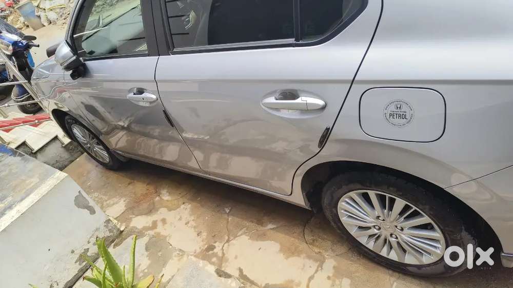 Honda Amaze 1.2 V I-vtec 2025