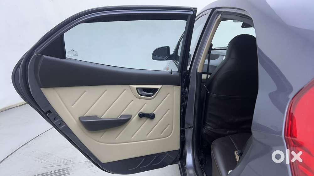 Hyundai Eon Sportz, 2017, Petrol