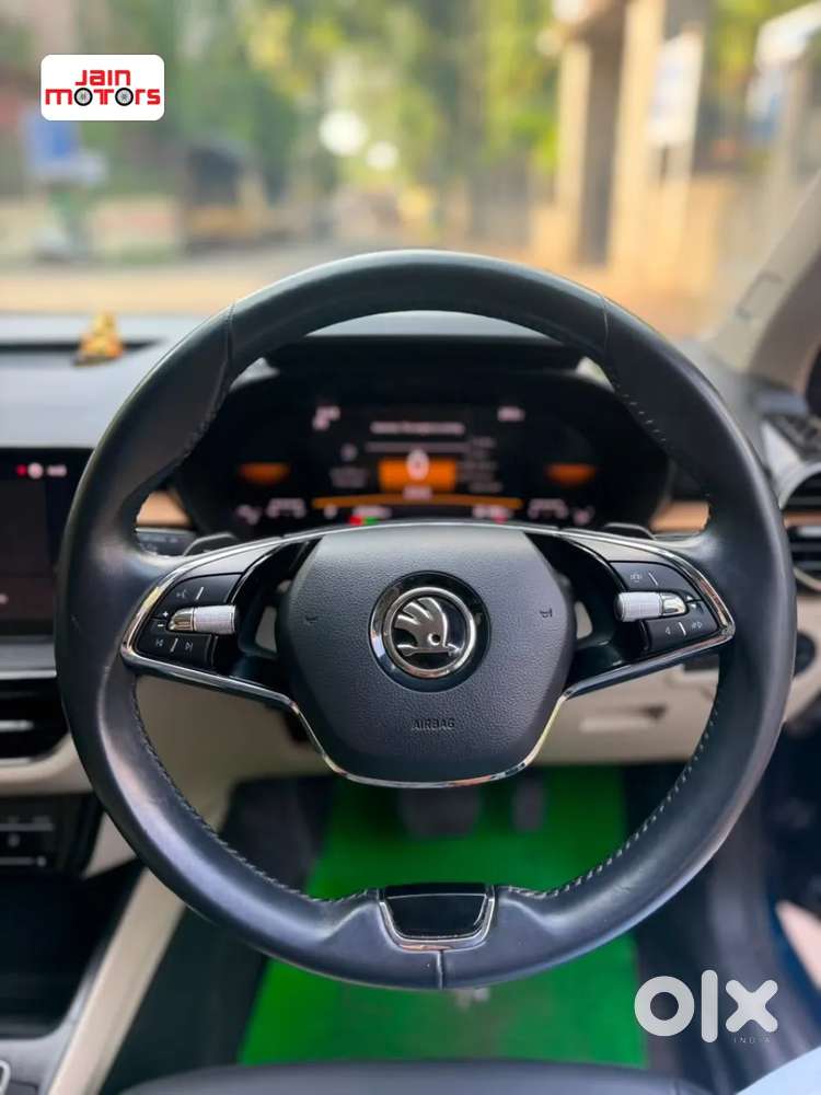 Skoda Slavia, 2025, Petrol