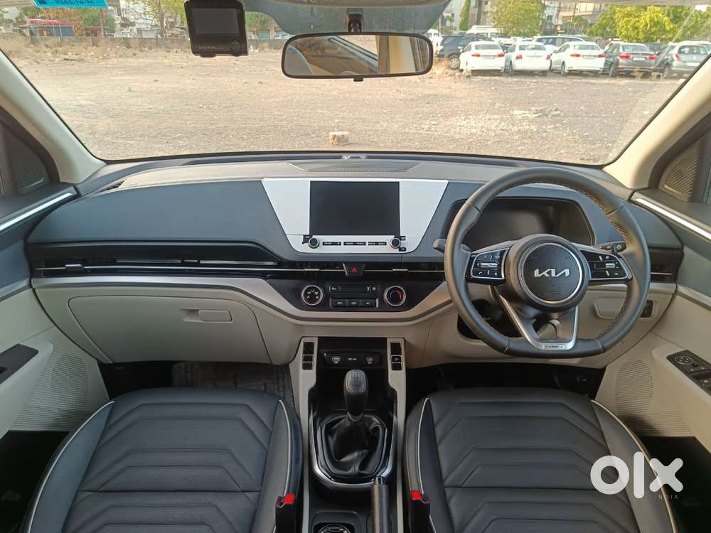 Kia Carens 1.4 Premium 7 Str, 2025, Petrol
