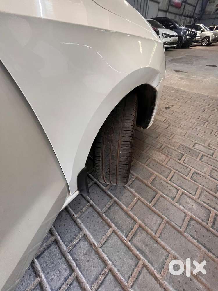 Skoda Rapid 1.6 Mpi Mt Elegance Plus, 2018, Petrol