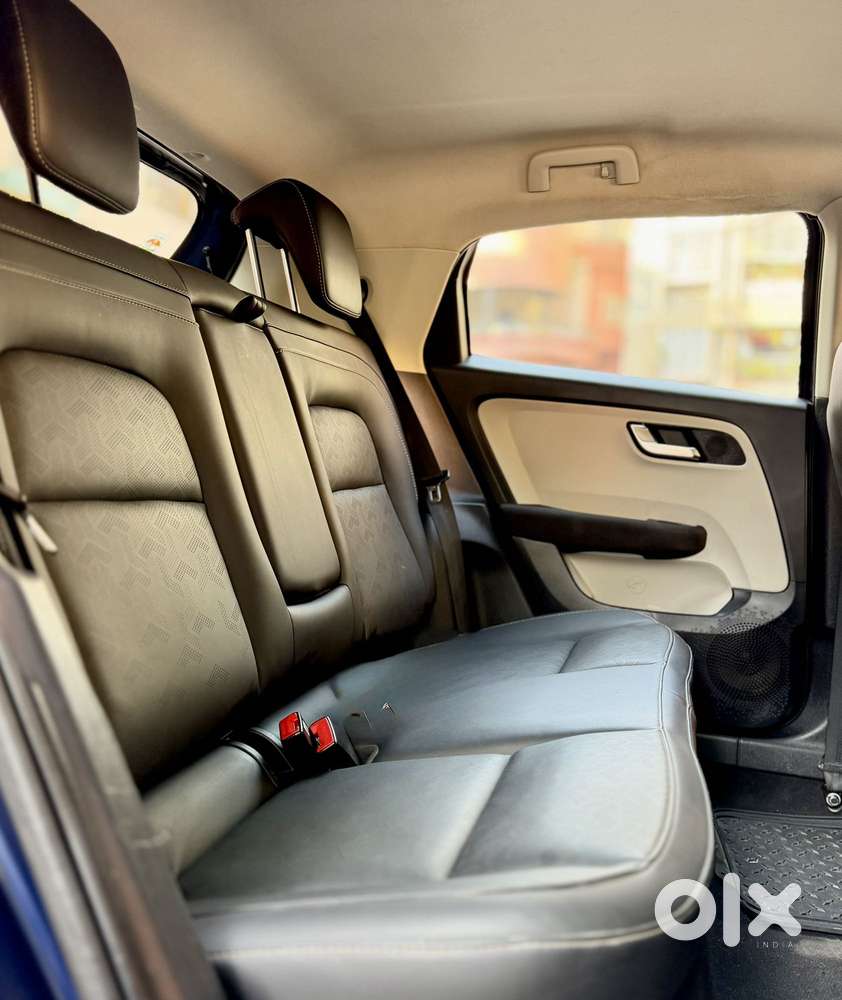 Tata Altroz 1.2 Xza Petrol Dct, 2022, Petrol