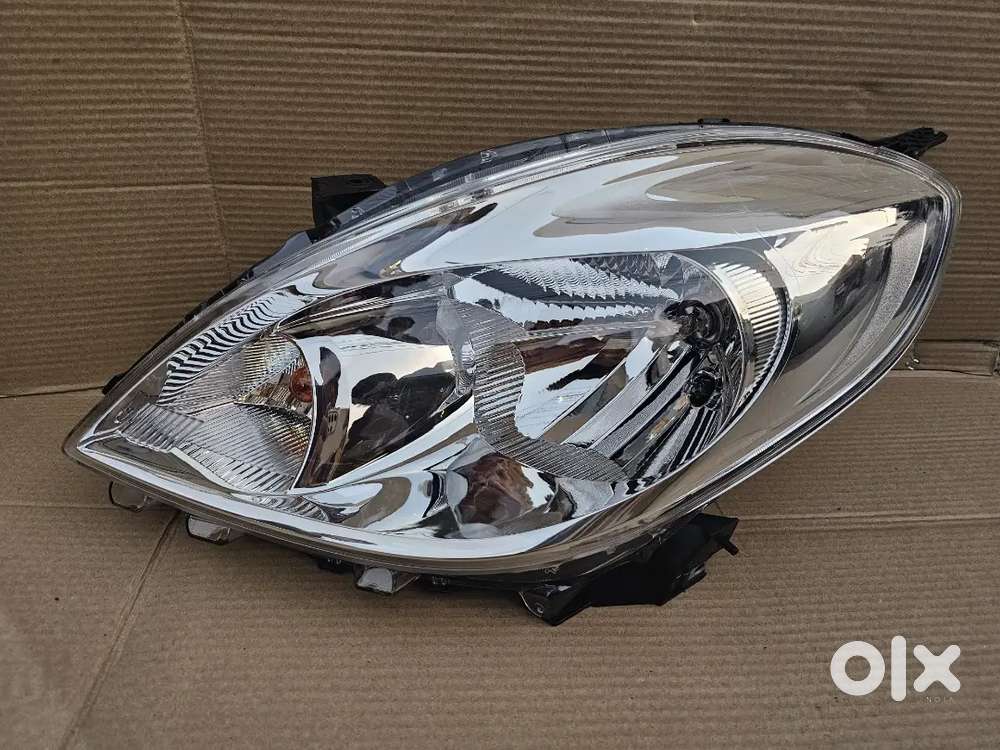 NISSAN SUNNY HEADLIGHT - Spare Parts - 1786374702