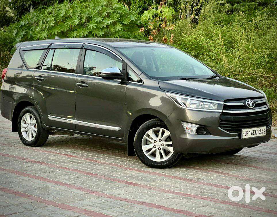 Toyota Innova Crysta 2.4 G Mt, 2020, Diesel